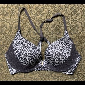 Victoria’s Secret push-up Bra size 34C NWT